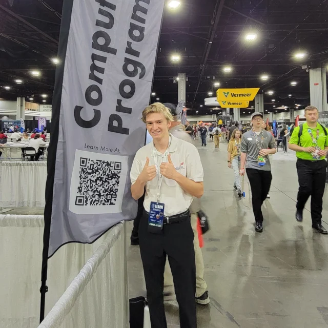 Another day of competition at NLSC! 
Here we caught Landon just before his Computer Programming interview, and Brodey, dialed on his Electronics contest.
We love the confidence! 🔥🐉🏅

#MTCHSIdaho #SkillsUSA #NLSC #SkillsUSANationals #TeamIdaho #idahoskillsusa #skillsusaidaho #studentsuccess #CTESkills
